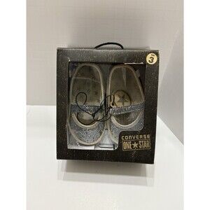 NEW Converse One Star Crib‎ Dance Shoes, Soft Sole Size 3 (US) With Box